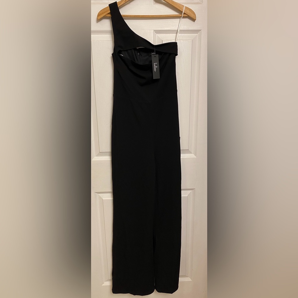 NWT LuLus Sexy one strap black Jumpsuit Size Small